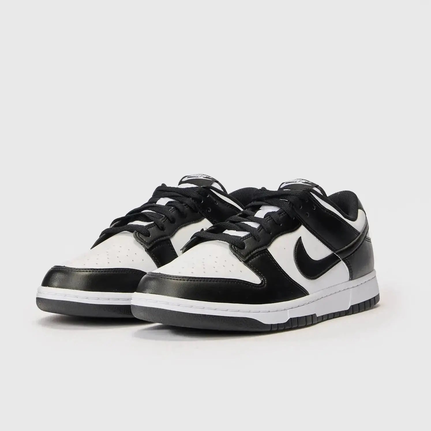 Nike Dunk Low Retro "White Black" (Panda)